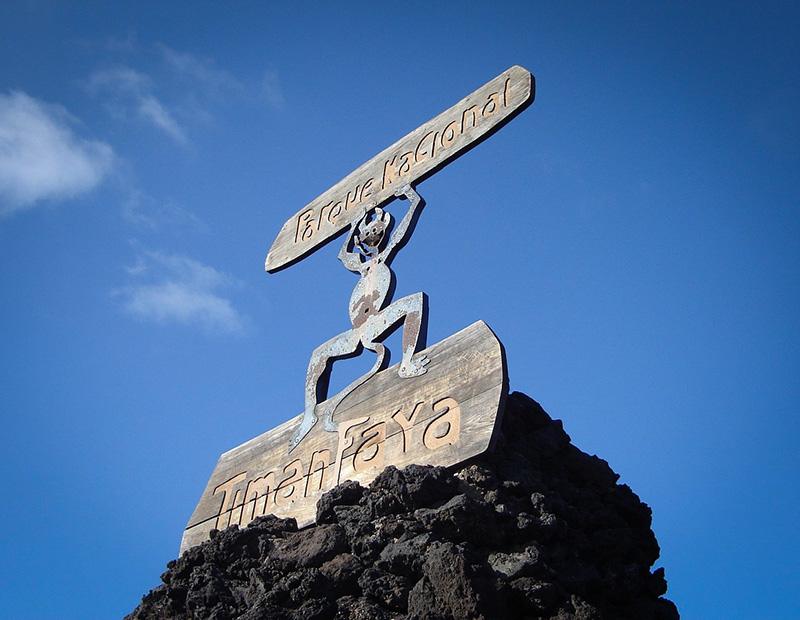 lesen spomenik na vulkanskem kamnu Lanzarote